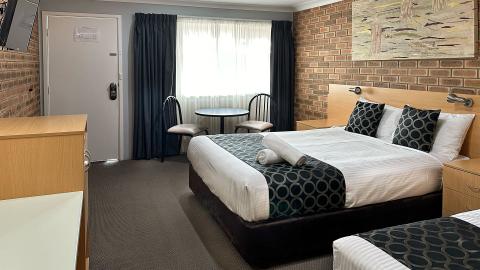 Tenterfield Accommodation Twin Room 2 1920x1080